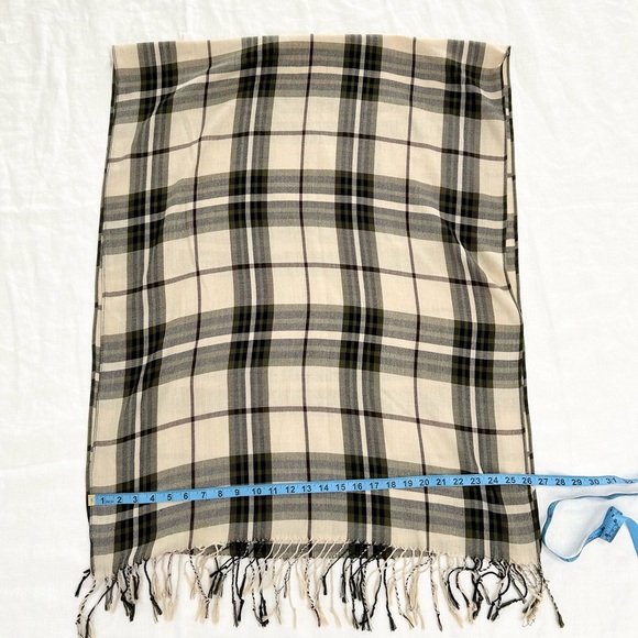 Nicole Marciano Plaid Scarf - Picture 5 of 9